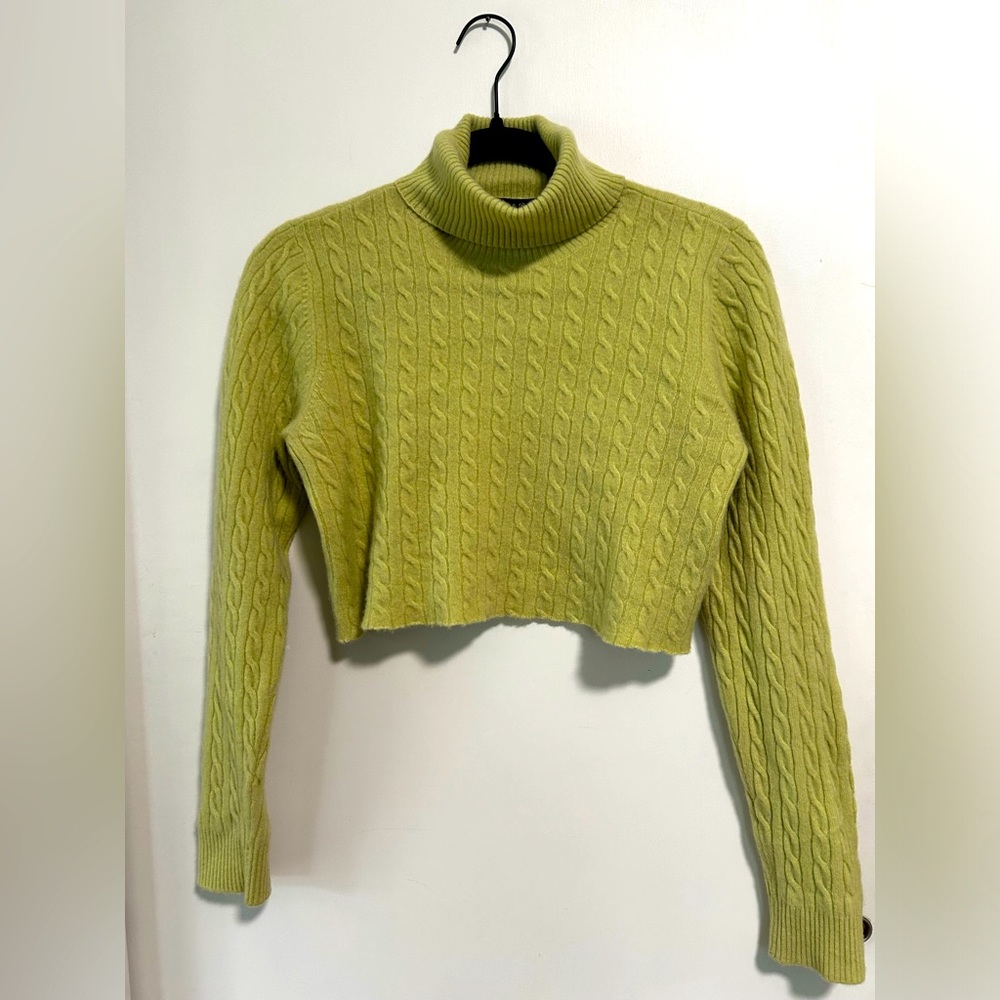 Cropped Cashmere Turtleneck Sweater